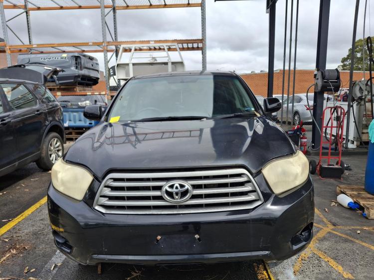 toyota Kluger GSU40R Jul 2008 Parts & Wrecking