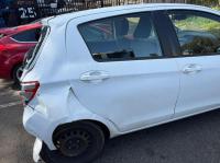 2014 Toyota Yaris image 4