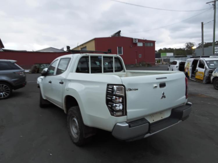 mitsubishi Triton GLX Apr 2021 Parts & Wrecking