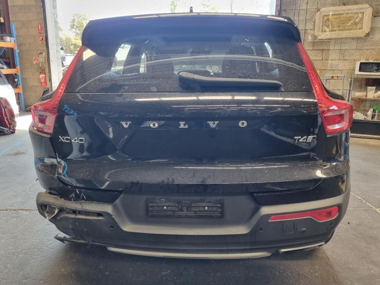 volvo Xc40 T4 INSCRIPTION 2018 Parts & Wrecking