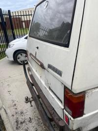 1984 Mitsubishi L300 Van image 4