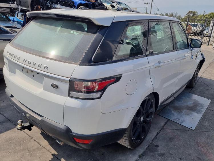 land rover Range Rover Sport TDV6 SE L494 2016 Parts & Wrecking