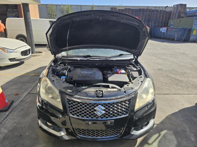 suzuki Kizashi FR SPORT AWD Oct 2012 Parts & Wrecking