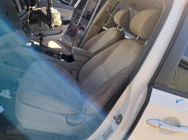 kia Carnival YP 2015 Parts & Wrecking