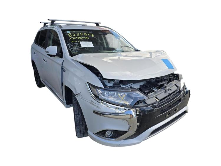 mitsubishi Outlander ZK EXCEED PHEV Oct 2017 Parts & Wrecking