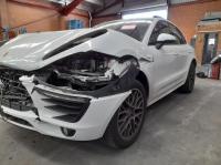 2014 Porsche Macan S 3.0DT CTBA AUTO 7SPD AWD image 4