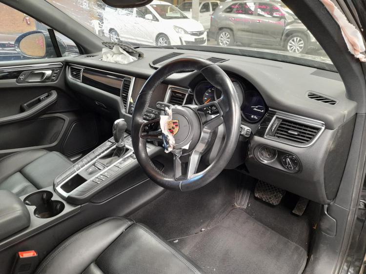 porsche Macan S 3.0DT CBTA AUTO 7SPD AWD May 2016 Parts & Wrecking