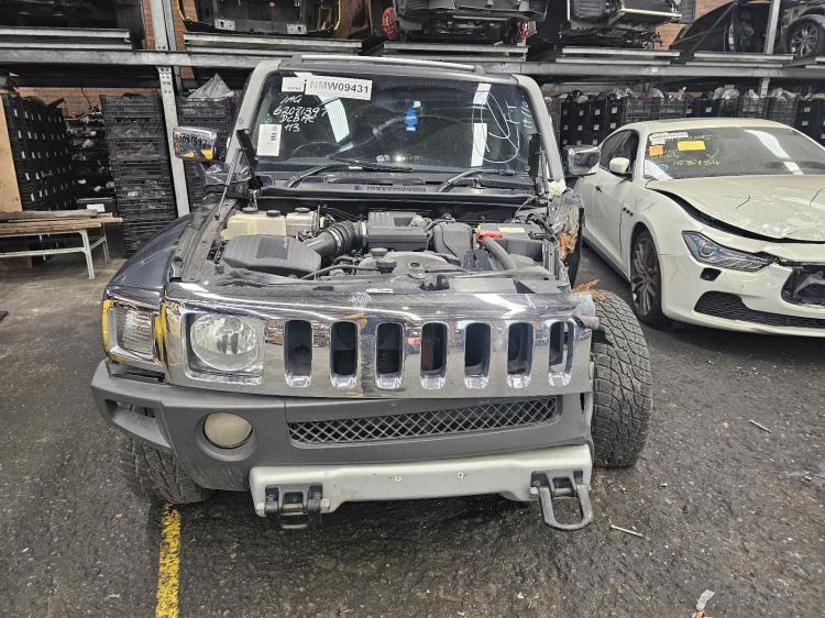 hummer H3 3.7L AUTO 4SPD 4WD M74 VORTEC Sep 2007 Parts & Wrecking