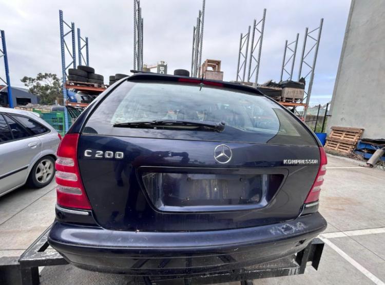 mercedes benz C Class 2001 Parts & Wrecking