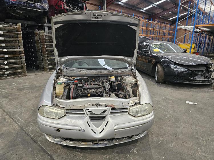 alfa romeo 156 2.0L SEDAN AR32301 5SPD AMT FWD 16V TWIN SPARK Aug 2000 Parts & Wrecking