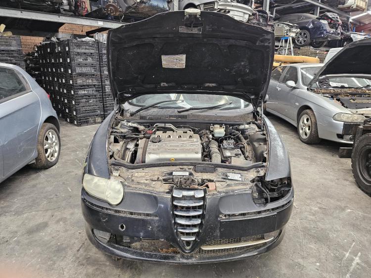 alfa romeo 2.0I 5DR HATCH AR32310 5SPD AMT FWD 16V TWIN SPARK May 2005 Parts & Wrecking