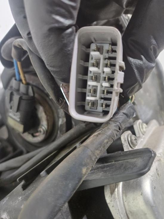 subaru Tribeca 2010 LEFT HEADLAMP 