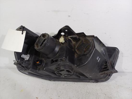 holden Captiva CG II Jun 2017 LEFT HEADLAMP 