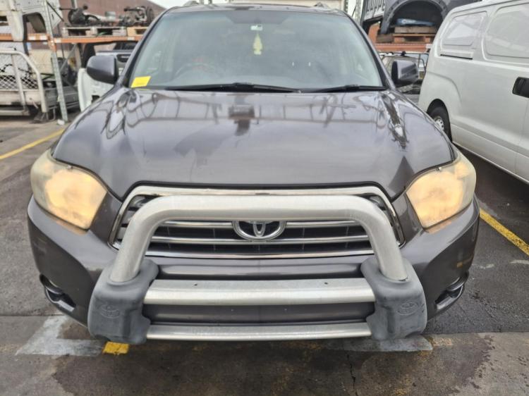 toyota Kluger GSU40R Dec 2010 Parts & Wrecking