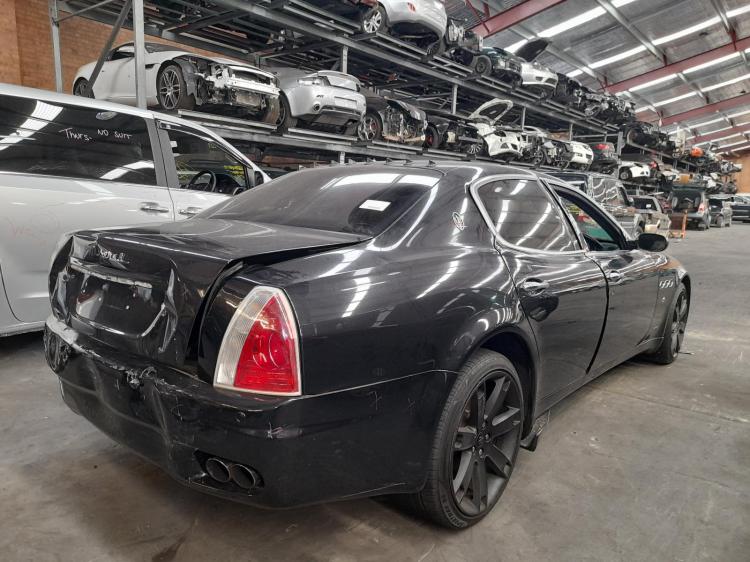 maserati Quattroporte 4.2L M138 AMT 6SPD RWD DRY SUMP - RED ROCKER COVER Apr 2006 Parts & Wrecking