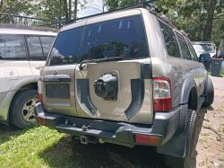1999 Nissan Patrol GU image 4