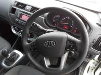 2012 Kia Rio S image 4