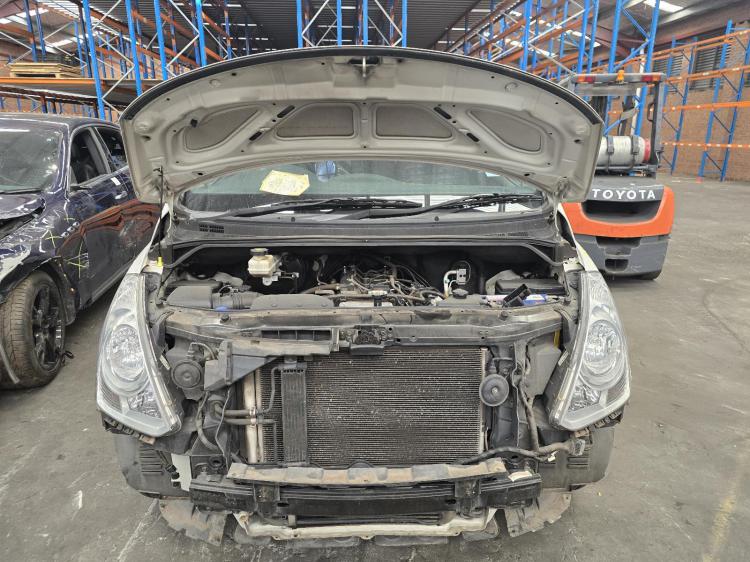 hyundai Iload 2.5DT D4CB AUTO 5SPD RWD Oct 2016 Parts & Wrecking