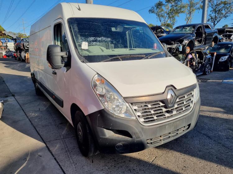 renault Master LWB MID ROOF X62 2015 Parts & Wrecking