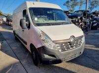 2015 Renault Master LWB MID ROOF X62 image 4