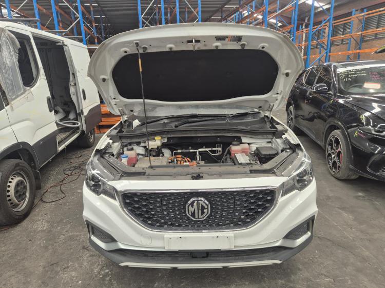 mg Zs ZS EV AZS1 105KW FWD 1 SPEED ESSENCE Aug 2021 Parts & Wrecking