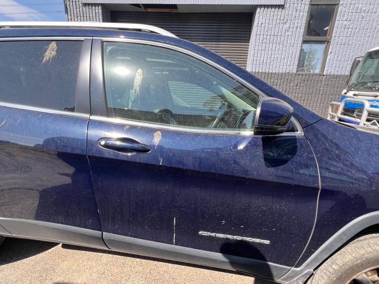 jeep Cherokee KL Jan 2015 Parts & Wrecking