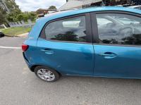 2012 Mazda 2 image 4