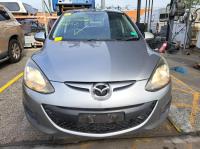 2014 Mazda 2 DE image 4