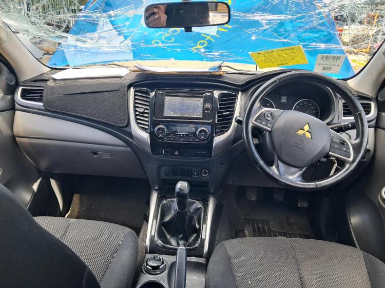 mitsubishi Triton MQ-MR 2015 Parts & Wrecking