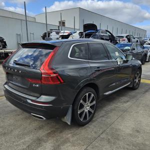 2017 Volvo Xc60 image 4