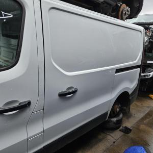 2019 Renault Trafic image 4