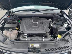 2014 Jeep Grand Cherokee WK image 4