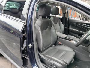 2018 Holden Commodore ZB image 4