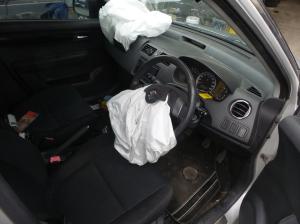 2010 Suzuki Swift RS415 image 4