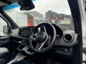 2020 Mercedes Benz Sprinter VS30 image 4