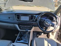 2017 Kia Carnival YP image 4