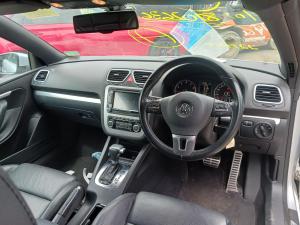 2010 Volkswagen Eos 1F image 4