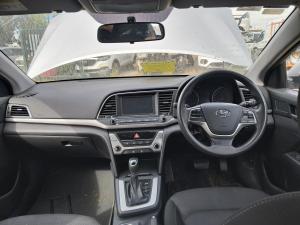 2017 Hyundai Elantra AD image 4