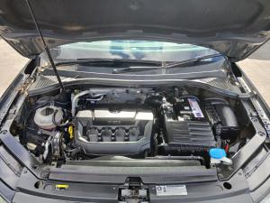 2016 Volkswagen Tiguan 5NA image 4