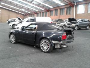 2003 Maserati 4200gt 4.2I M138 V8 6SPD AMT RWD CONV. image 4