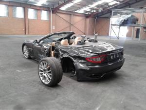 2013 Maserati Grancabrio 4.7L M145B ZF AUTO V8 6SPD RWD CONV. image 4
