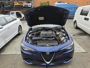 2017 Alfa Romeo Giulia 2.0T 55273835 AUTO 8SPD RWD SUPER image 4