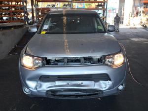 2013 Mitsubishi Outlander ZJ image 4