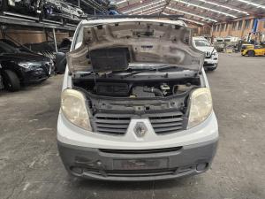 2012 Renault Trafic 2.0DT M9R786 MAN 6SPD FWD X83 PHASE III image 4