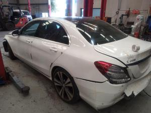 2016 Mercedes Benz C Class image 4
