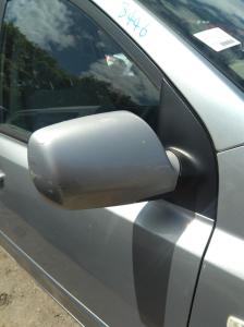 2010 Kia Carnival VQ image 4