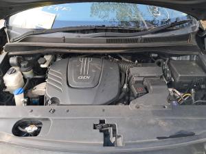 2016 Kia Carnival image 4