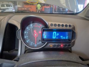 2014 Holden Barina image 4