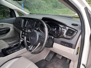 2020 Kia Carnival image 4