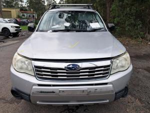 2010 Subaru Forester image 4
